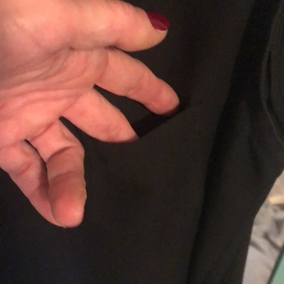 ❤️EUC Loft Size Small Black Sleeveless Blouse/ Tank. - Picture 4 of 6